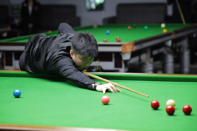 了强队与黑 了强队与黑