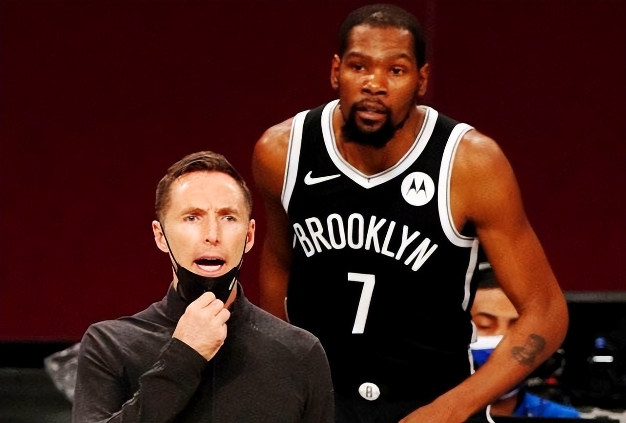 的讨论中 的讨论中